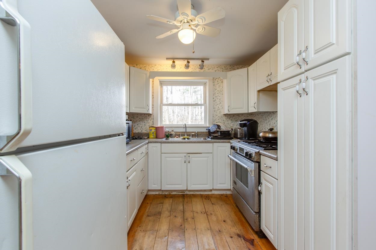 147 Old Turnpike Road Salisbury, NH 03268 - Photo 10 of 40