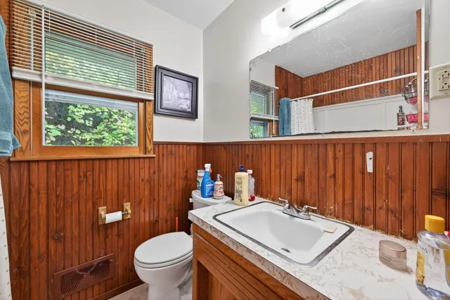 $290,000 | 804 8th Avenue South, South St. Paul, MN 55075