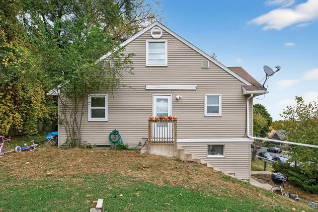 $290,000 | 804 8th Avenue South, South St. Paul, MN 55075