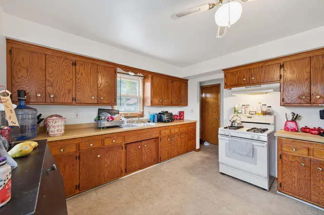 $290,000 | 804 8th Avenue South, South St. Paul, MN 55075