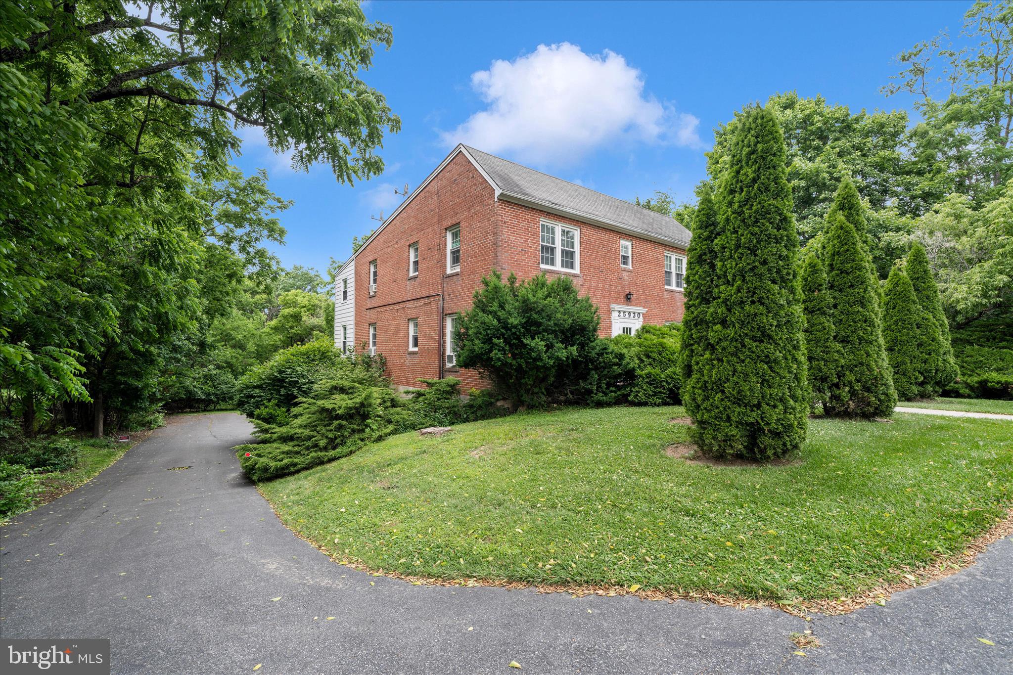 25930 Ridge Road Damascus, MD 20872 - Photo 2 of 62 Ample Parking in rear