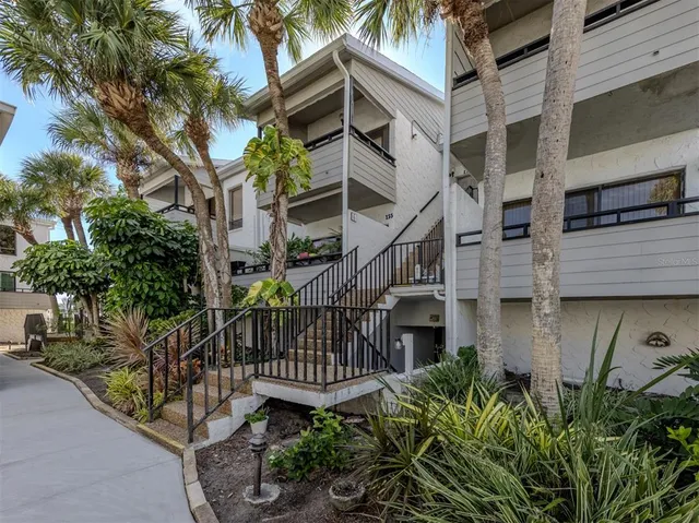 $519,000 | 1555 Tarpon Center Drive, Unit 255, Venice, FL 34285