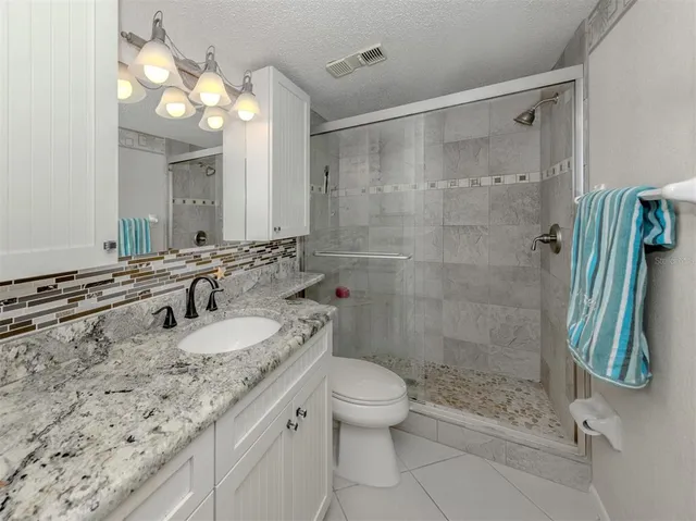 $519,000 | 1555 Tarpon Center Drive, Unit 255, Venice, FL 34285