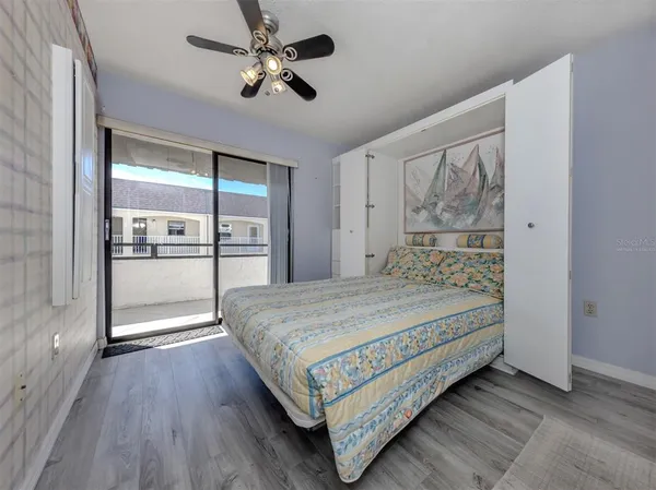 $489,000 | 1555 Tarpon Center Drive, Unit 255, Venice, FL 34285