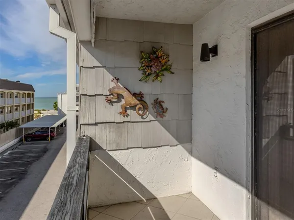 $489,000 | 1555 Tarpon Center Drive, Unit 255, Venice, FL 34285