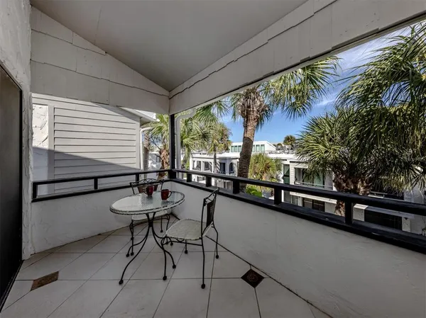 $489,000 | 1555 Tarpon Center Drive, Unit 255, Venice, FL 34285