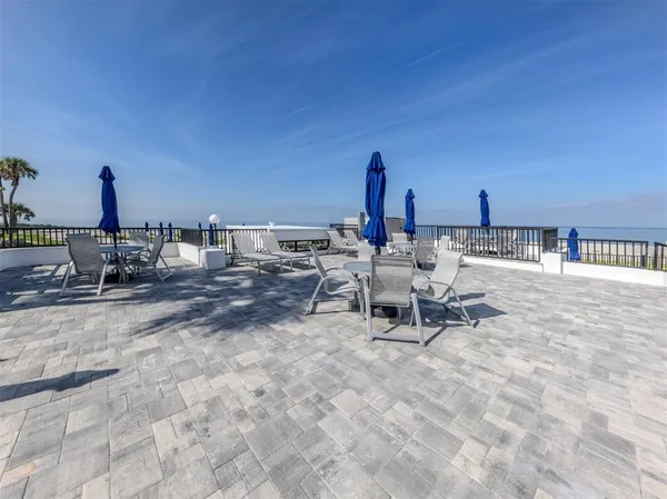 $489,000 | 1555 Tarpon Center Drive, Unit 255, Venice, FL 34285