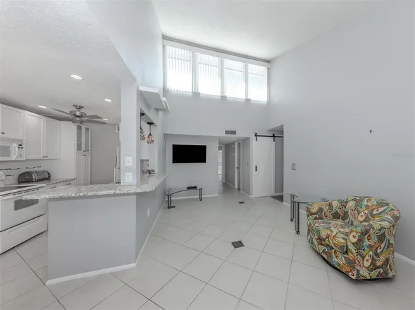 $489,000 | 1555 Tarpon Center Drive, Unit 255, Venice, FL 34285