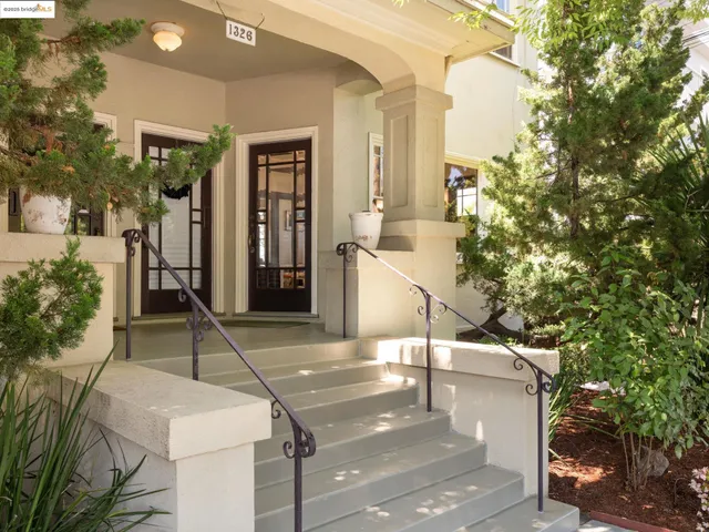 $699,000 | 1326 Shattuck Avenue, Unit 4, Berkeley, CA 94709