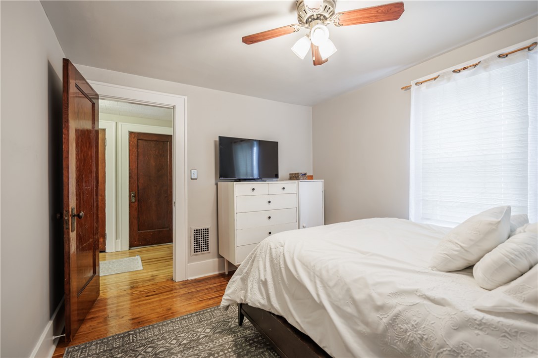 39 Brockley Road Irondequoit, NY 14609 - Photo 23 of 47