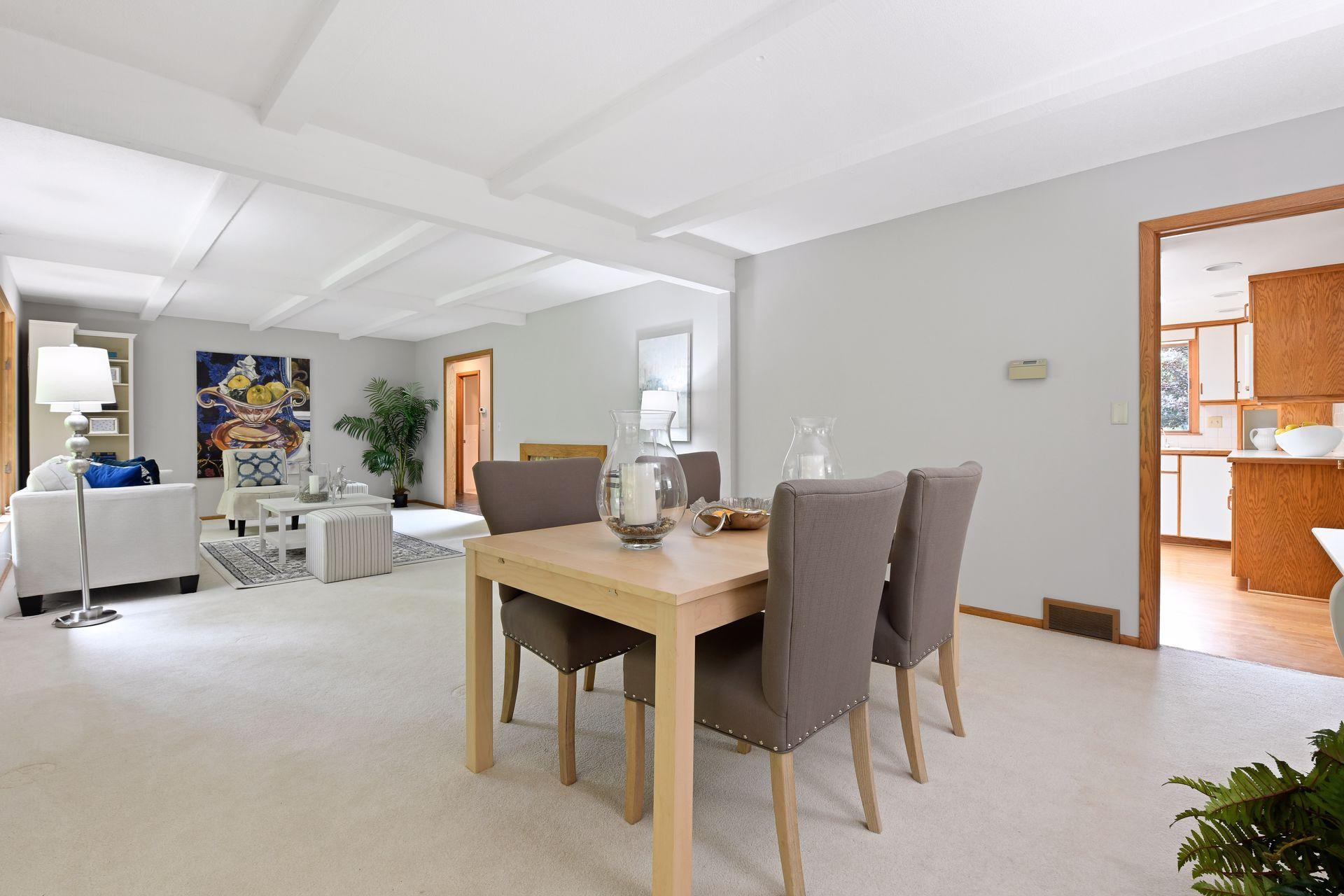 4624 Sparrow Road Minnetonka, MN 55345 - Photo 11 of 48 Gallery Image 11