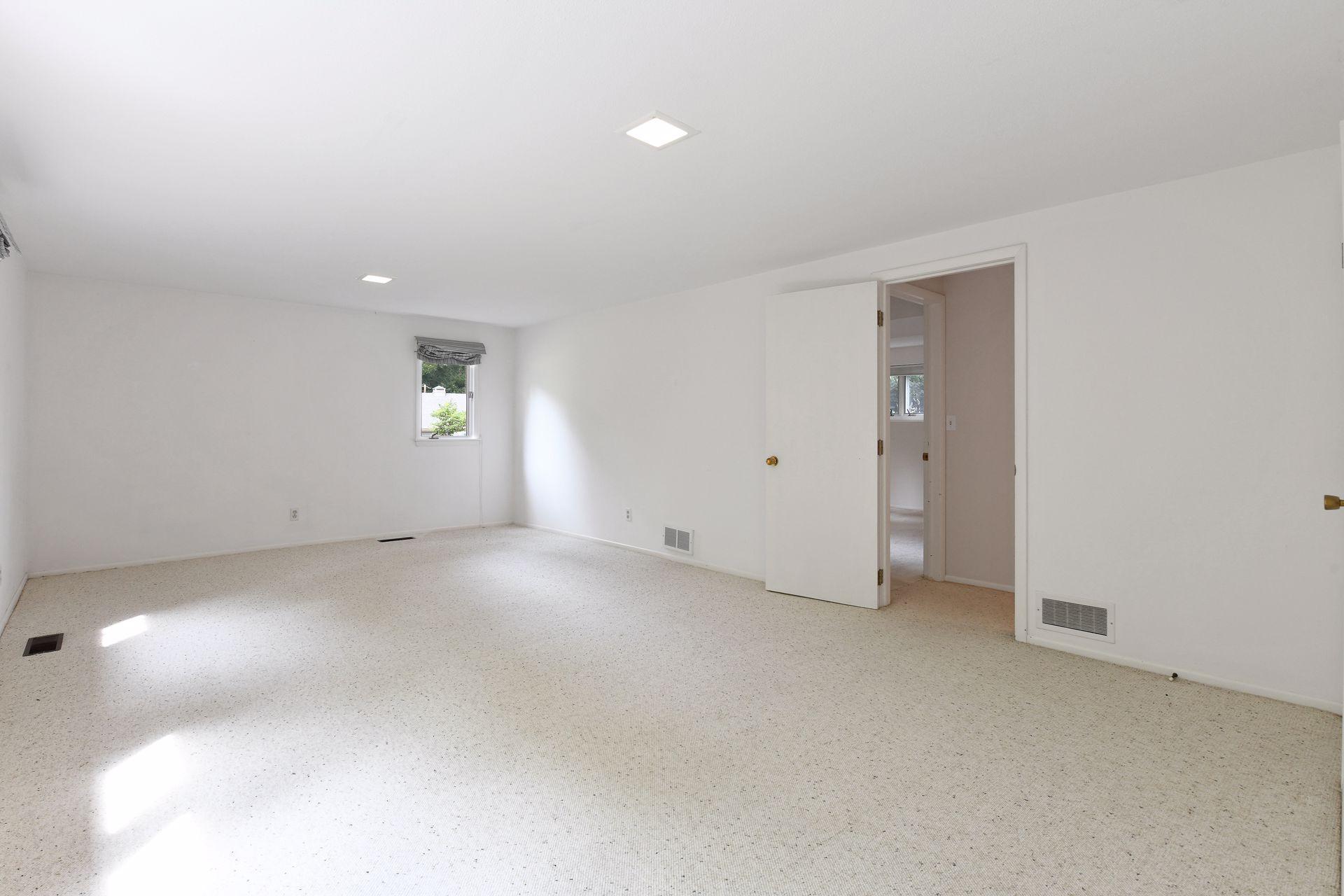 4624 Sparrow Road Minnetonka, MN 55345 - Photo 38 of 48 Gallery Image 38