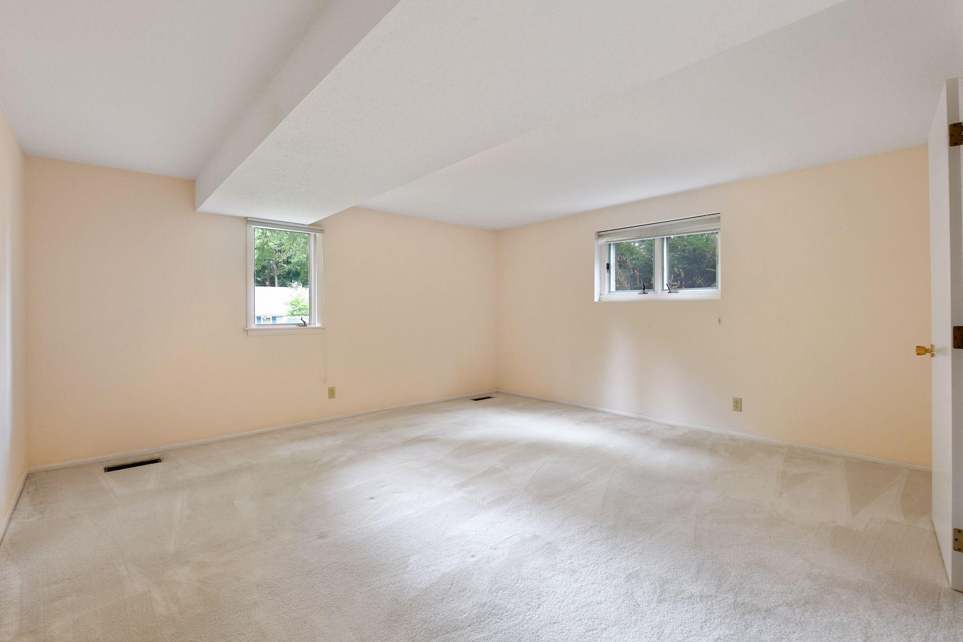 4624 Sparrow Road Minnetonka, MN 55345 - Photo 40 of 48 Gallery Image 40