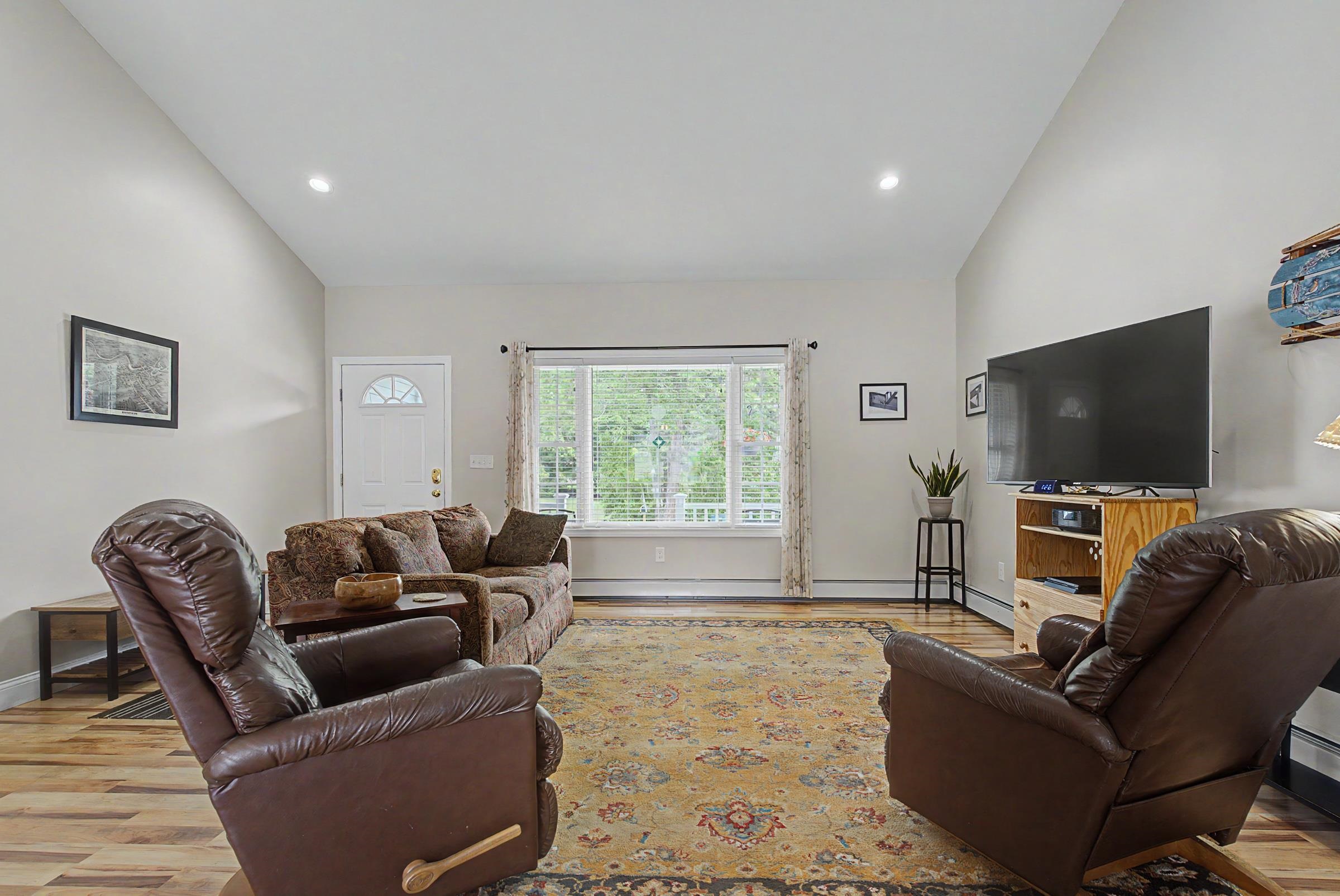 5 Nola Avenue Rochester, NH 03867 - Photo 7 of 32