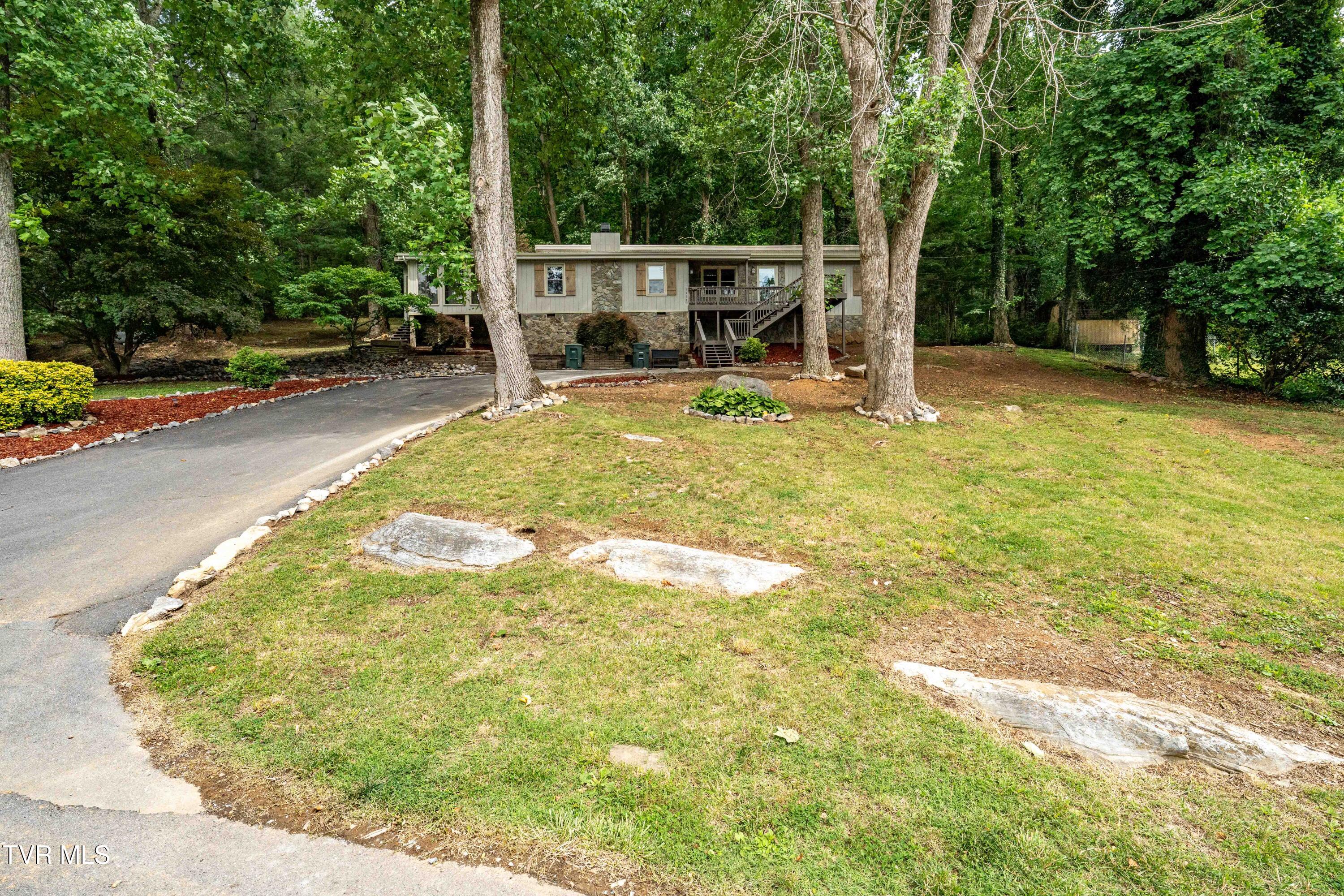 1113 Berry Road Elizabethton, TN 37643 - Photo 57 of 88 1113 Berry Rd (25 of 89)