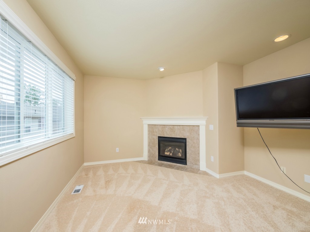 21327 36th Drive Southeast Bothell, WA 98021 - Photo 18 of 25