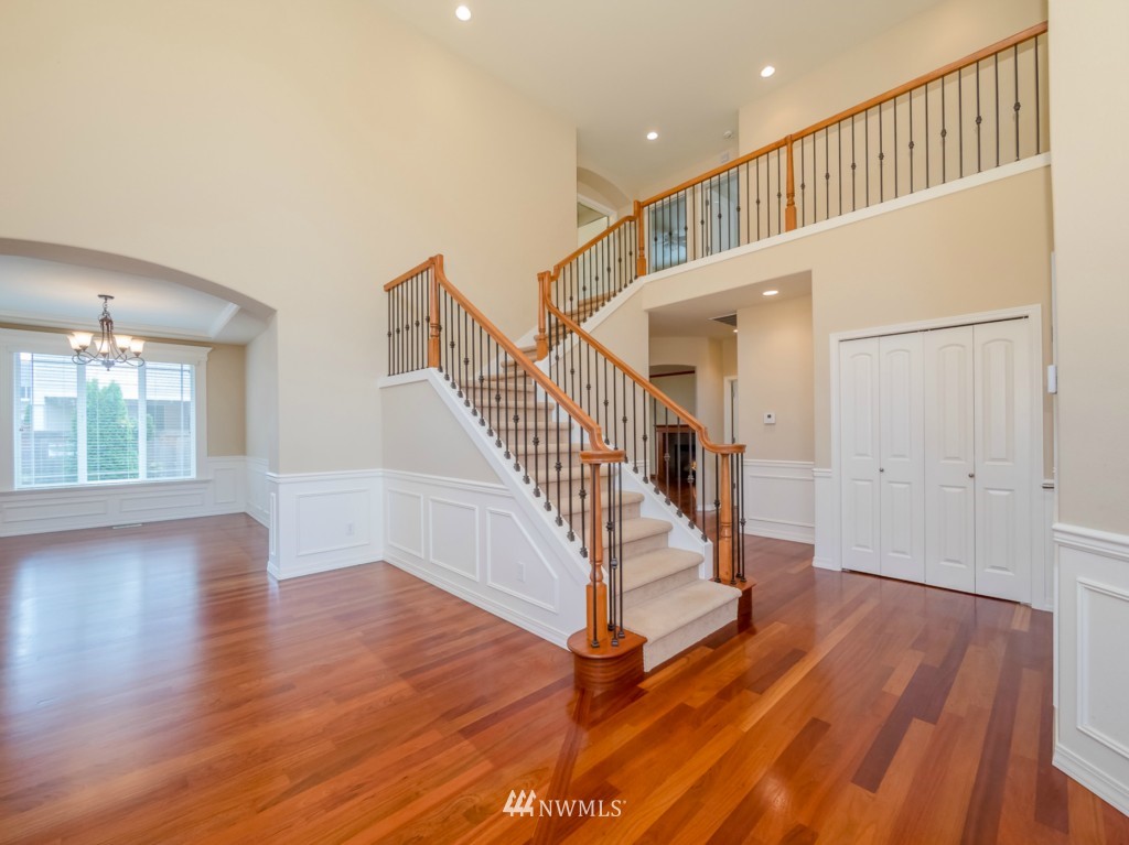 21327 36th Drive Southeast Bothell, WA 98021 - Photo 4 of 25