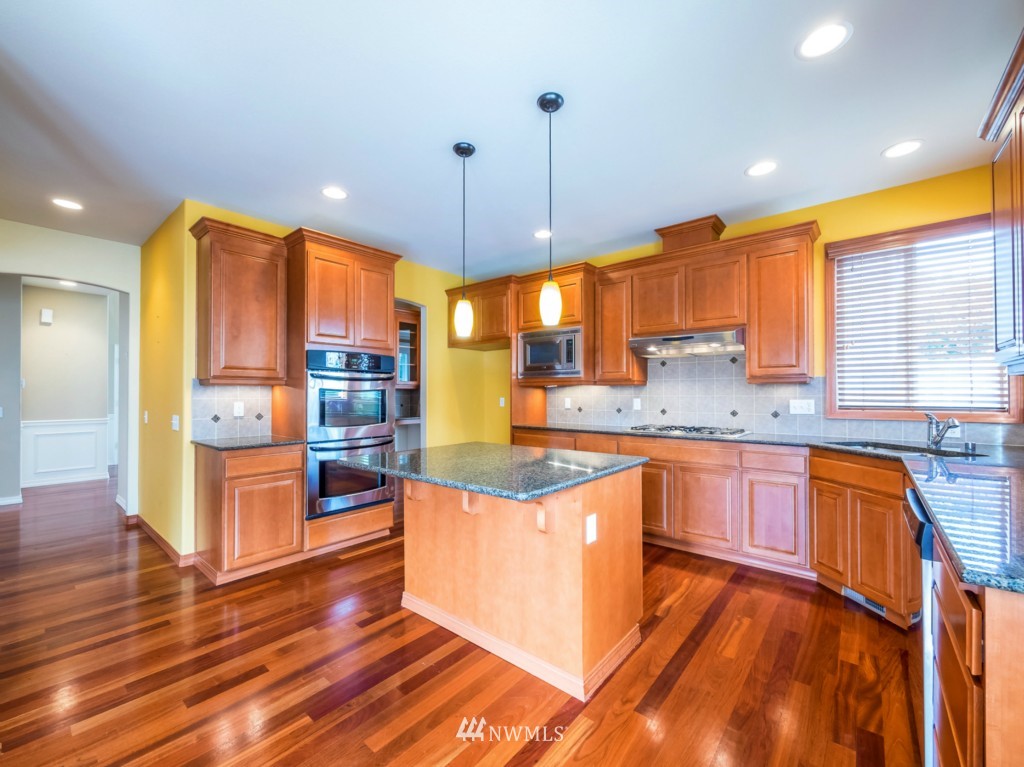 21327 36th Drive Southeast Bothell, WA 98021 - Photo 8 of 25