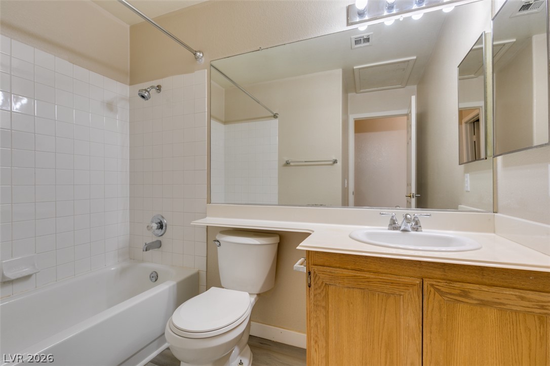 19 Rue De Parc Henderson, NV 89074 - Photo 17 of 24