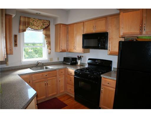 201 Morris Avenue, Unit 4 Providence, RI 02906 - Photo 2 of 8 Kitchen.