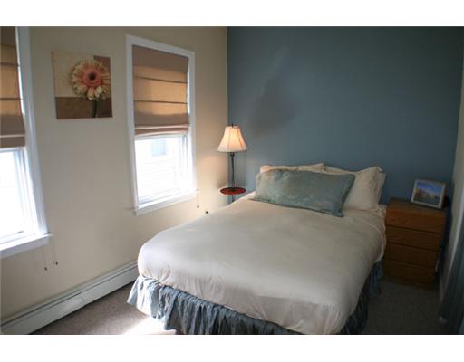 201 Morris Avenue, Unit 4 Providence, RI 02906 - Photo 5 of 8 Bedroom.