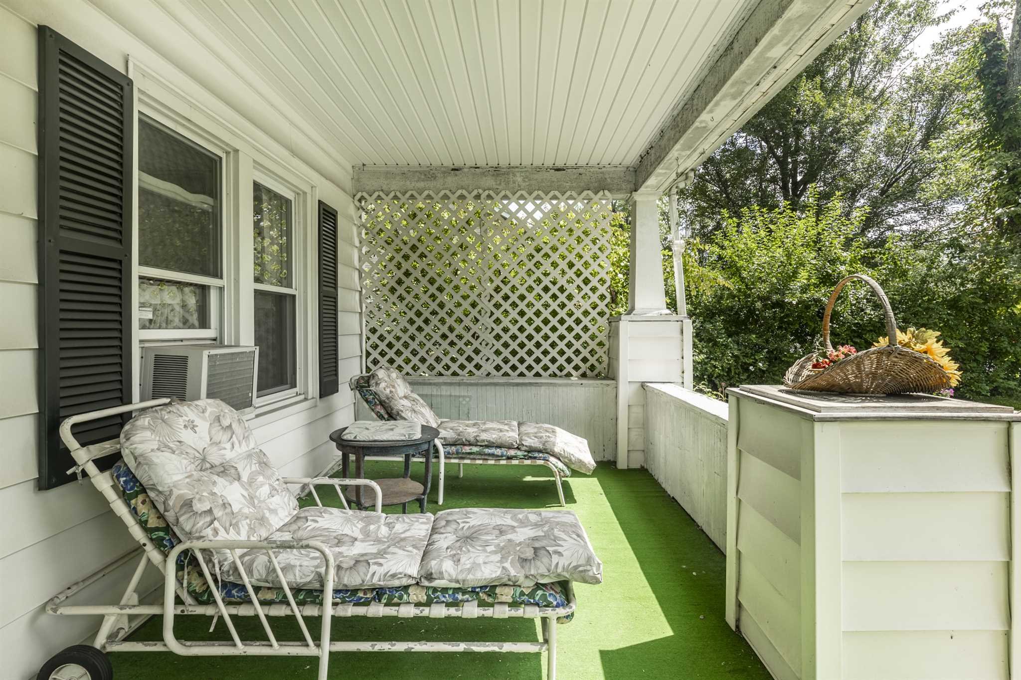 10 Townsend Boulevard Poughkeepsie, NY 12603 - Photo 14 of 15 a balcony with table and chairs