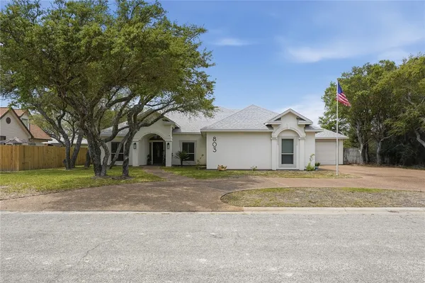 $620,000 | 803 Buena Vista Drive, Rockport, TX 78382