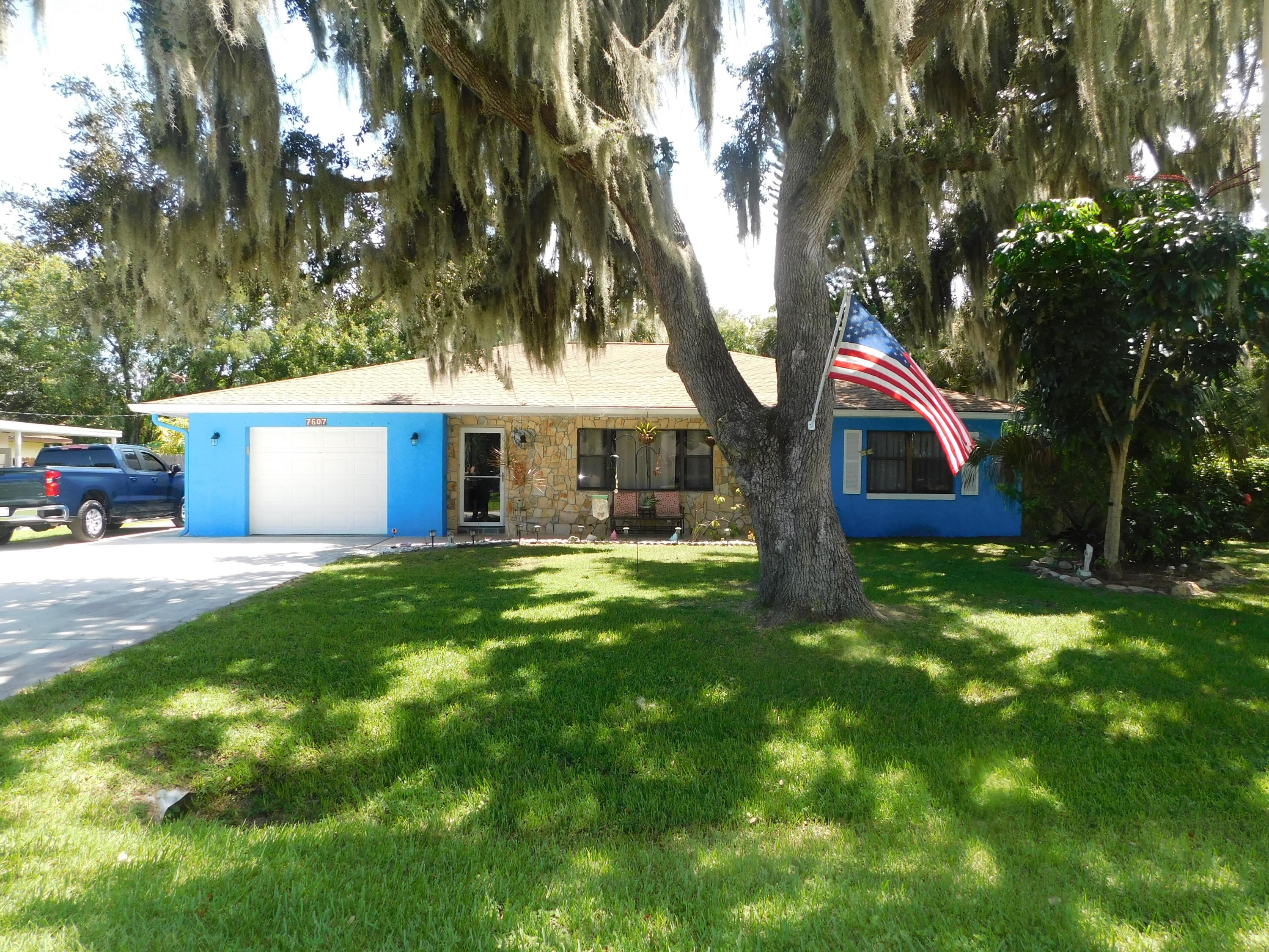 7607 Ocala Avenue Fort Pierce, FL 34951 - Photo 1 of 32 front