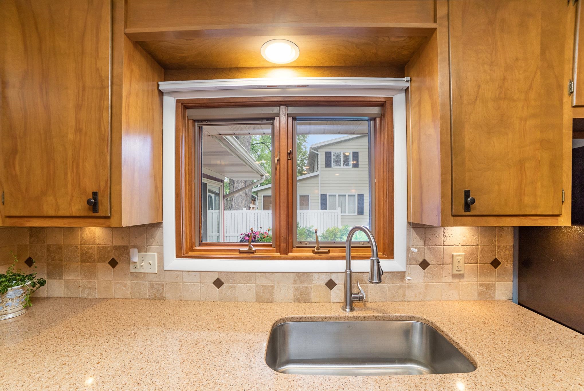502 Columbia Road Midland, MI 48640 - Photo 12 of 33