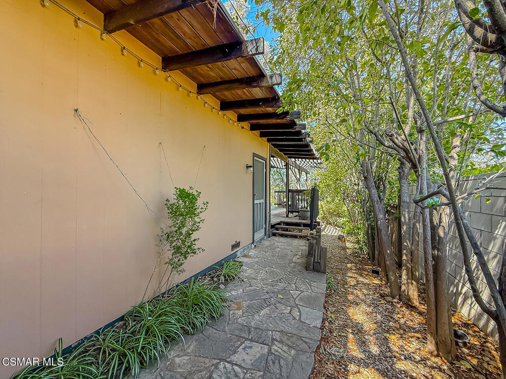 253 Beech Road Newbury Park, CA 91320 - Photo 22 of 29