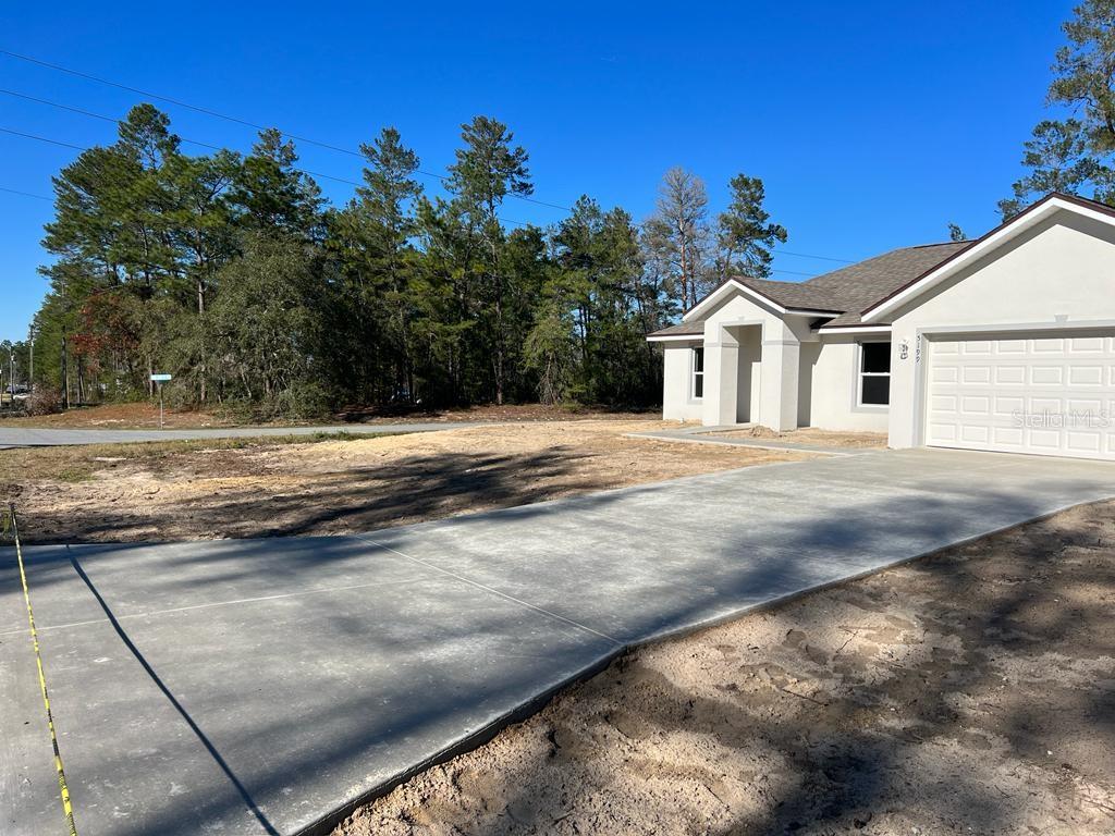5199 Southwest 164th Street Road Ocala, FL 34473 - Photo 2 of 9 Gallery Image 2