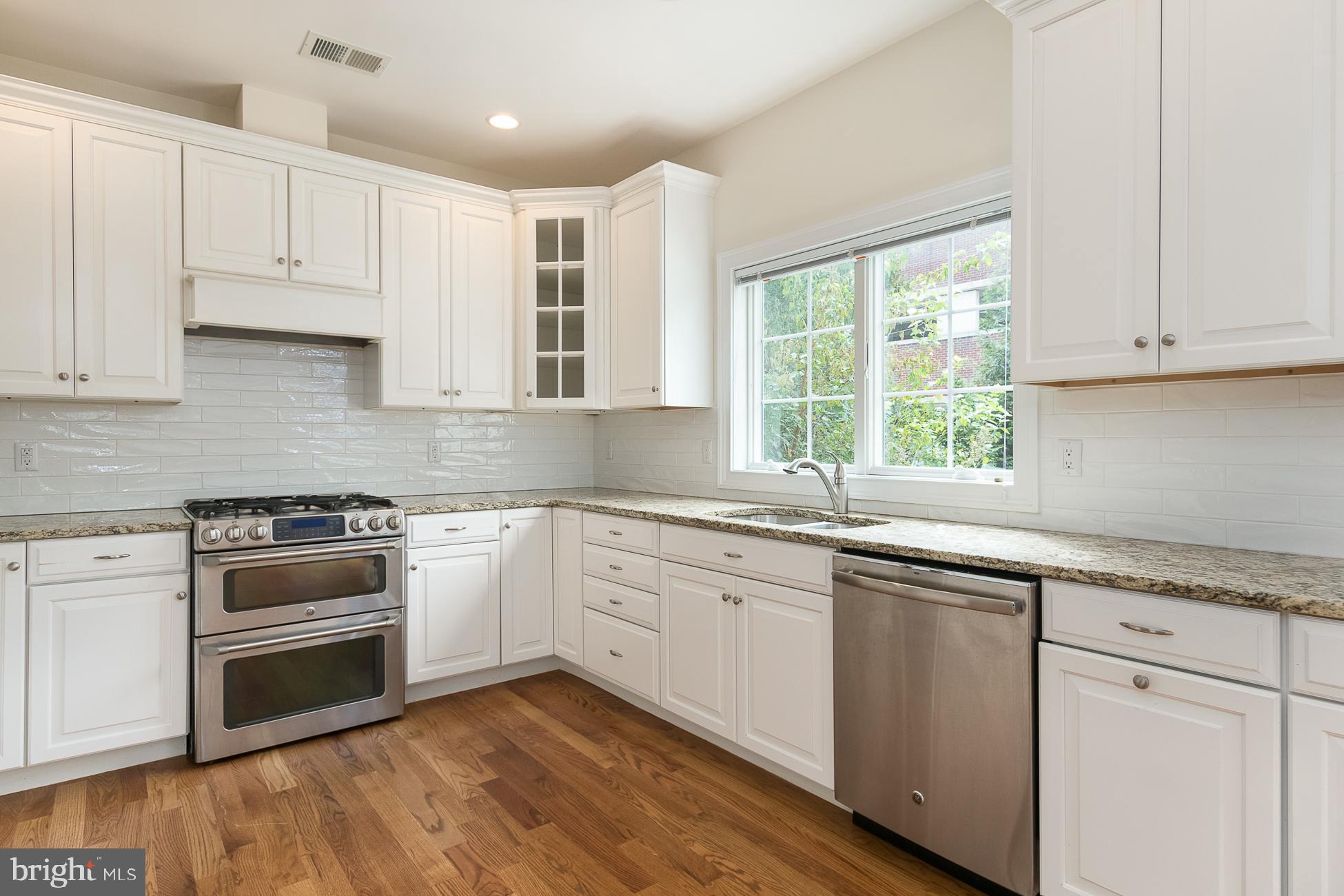42 Harris Road Princeton, NJ 08540 - Photo 12 of 30
