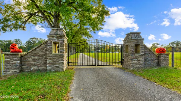 $835,000 | 7805 Nowell Road South, Macon, GA 31216