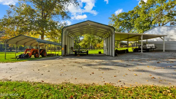 $835,000 | 7805 Nowell Road South, Macon, GA 31216