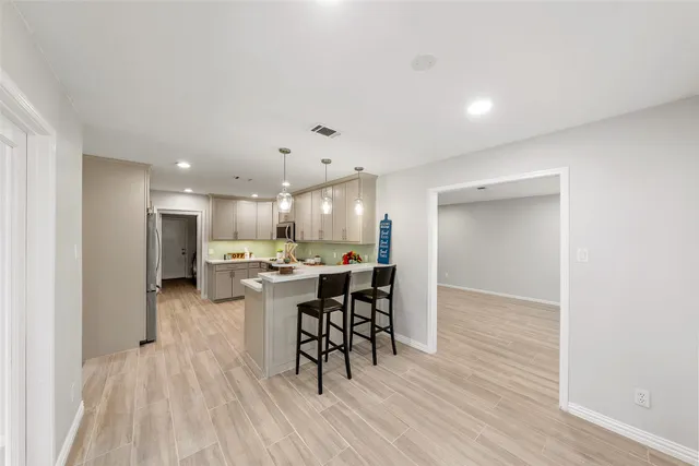 $3,200 | 1912 Foxtail Place, The Woodlands, TX 77380