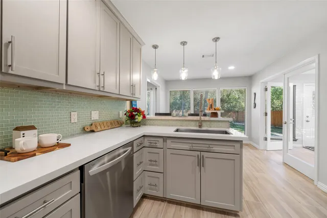 $3,200 | 1912 Foxtail Place, The Woodlands, TX 77380