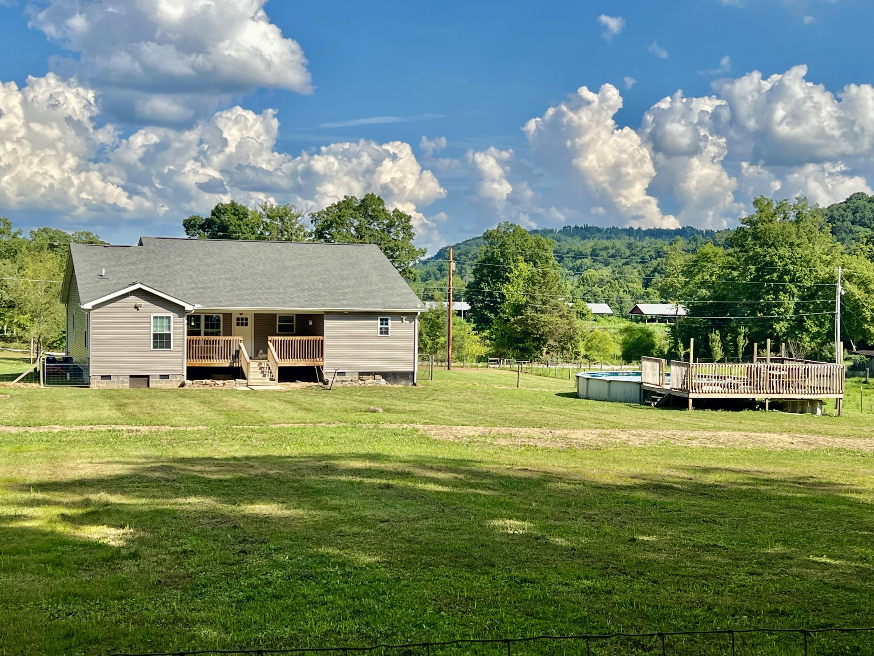 443 Grace Loop Road Mount Vernon, KY 40456 - Photo 7 of 67 IMG_2382