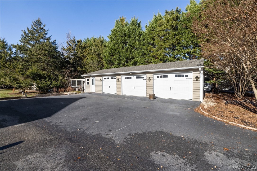 1815 Dorset Ridge Way Powhatan, VA 23139 - Photo 35 of 46 Gallery Image 35