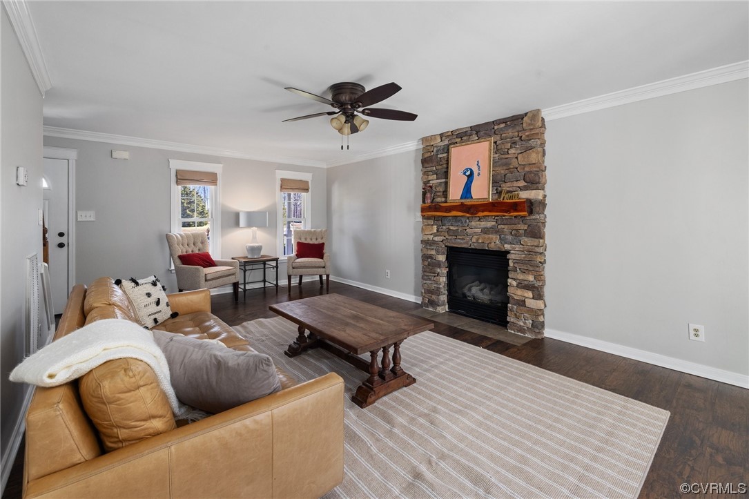1815 Dorset Ridge Way Powhatan, VA 23139 - Photo 7 of 46 Gallery Image 7