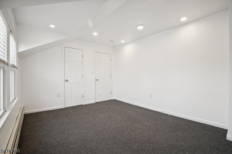 35 Hickory Street Bloomfield, NJ 07003 - Photo 11 of 36