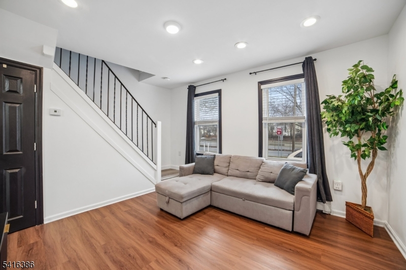 35 Hickory Street Bloomfield, NJ 07003 - Photo 21 of 36