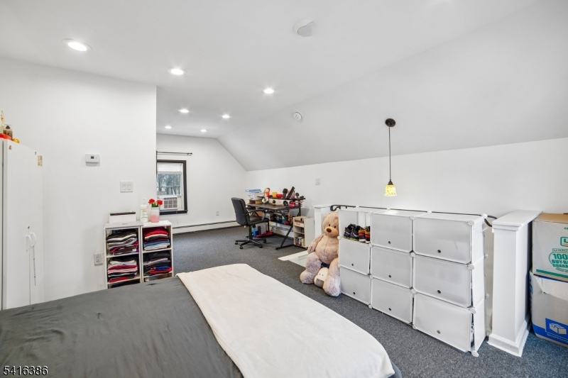 35 Hickory Street Bloomfield, NJ 07003 - Photo 25 of 36