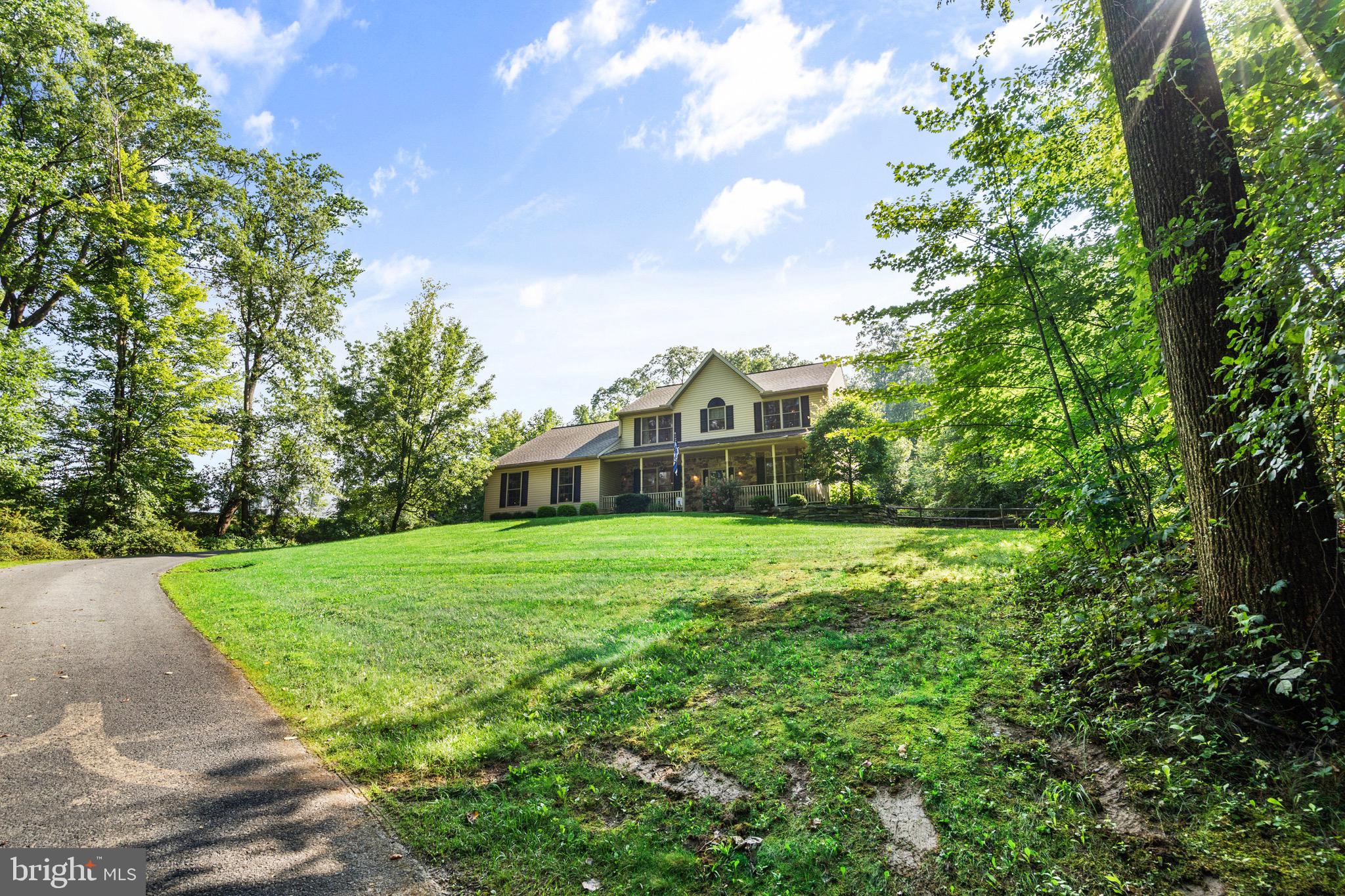 133 Poplar Road Boyertown, PA 19512 - Photo 2 of 49 Gallery Image 2