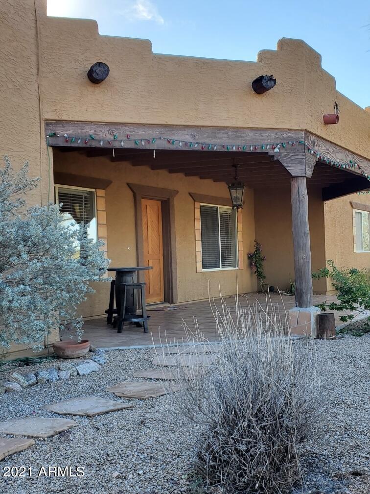6017 East Rancho Del Oro Drive Cave Creek, AZ 85331 - Photo 27 of 28 a view of a house with a outdoor space