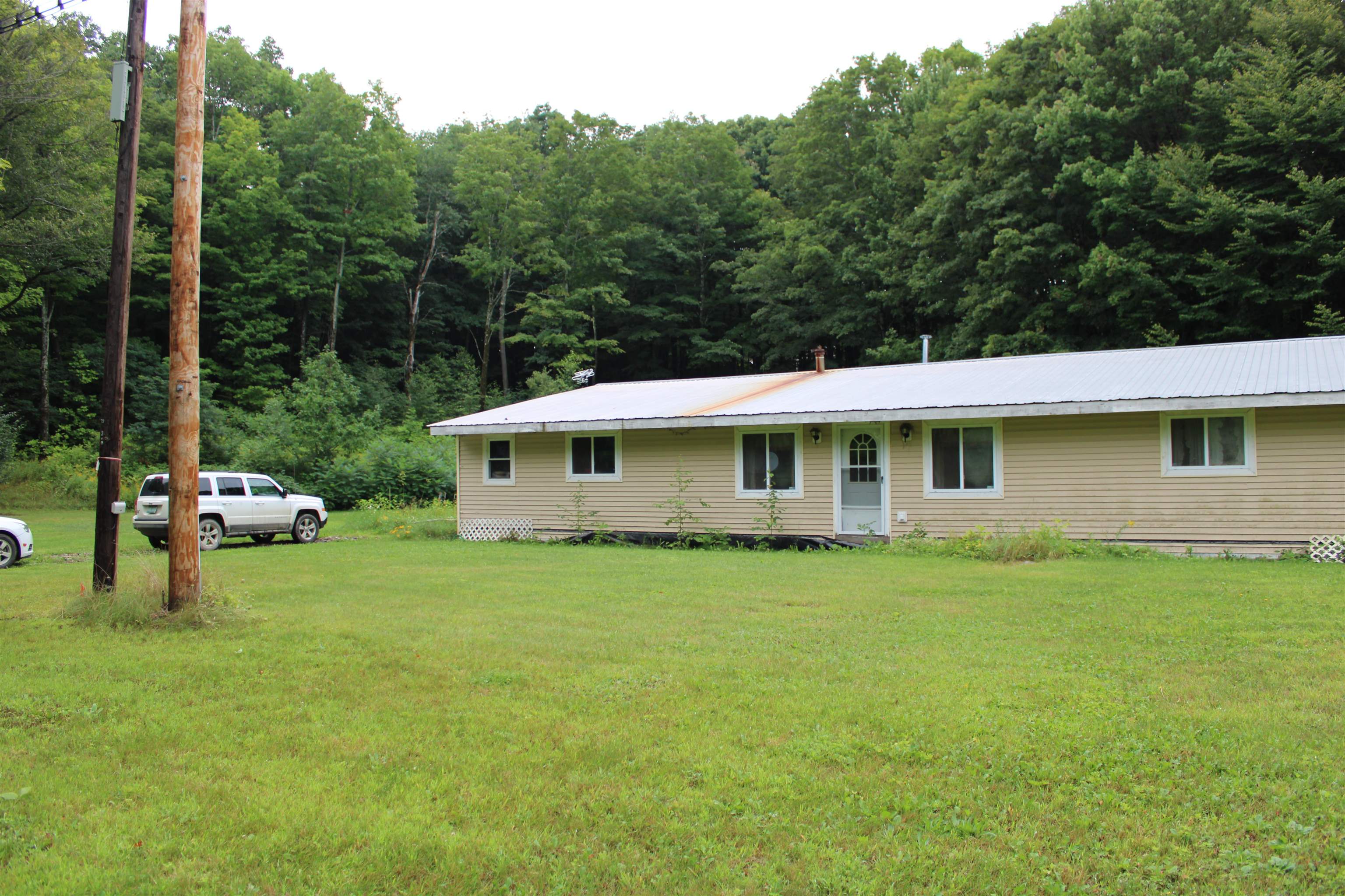 1735 Cross Road Strafford, VT 05072 - Photo 13 of 32
