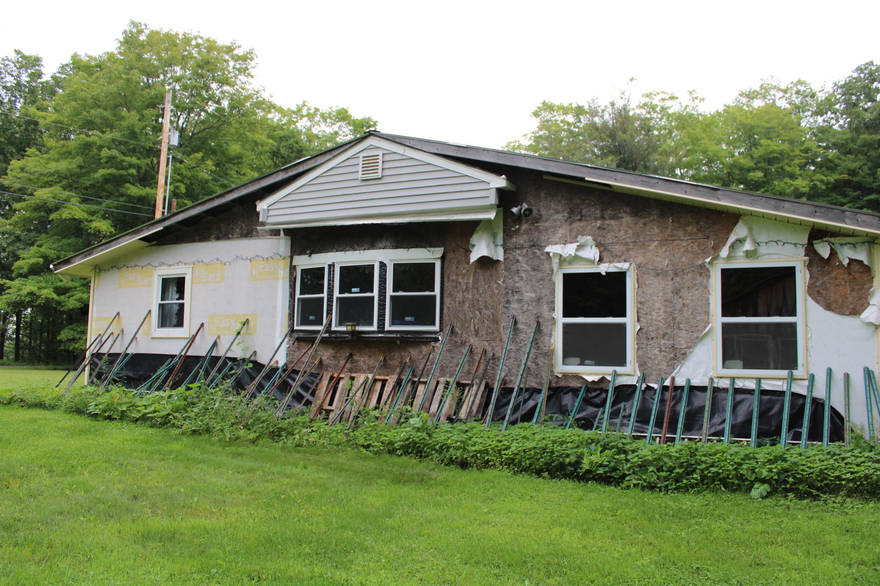 1735 Cross Road Strafford, VT 05072 - Photo 9 of 32