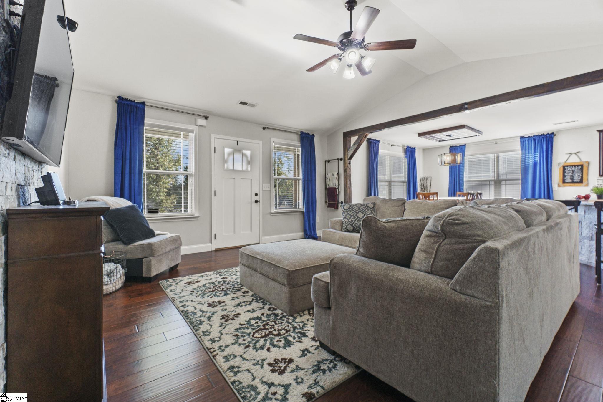 1850 Lake Cunningham Road Greer, SC 29651 - Photo 4 of 32