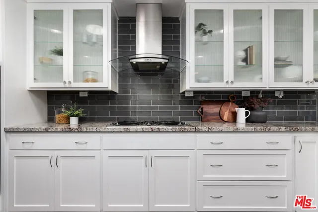 $1,799,000 | 850 North Kenwood Street, Burbank, CA 91505