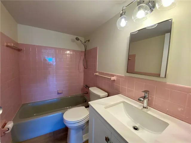 $1,625 | 53 Academy Avenue, Unit 504, Pittsburgh, PA 15228