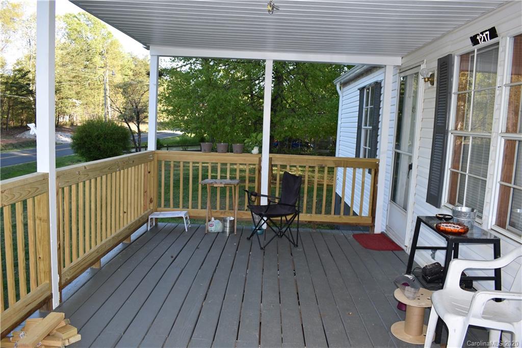 1217 Deer Park Road Nebo, NC 28761 - Photo 3 of 39 Gallery Image 3